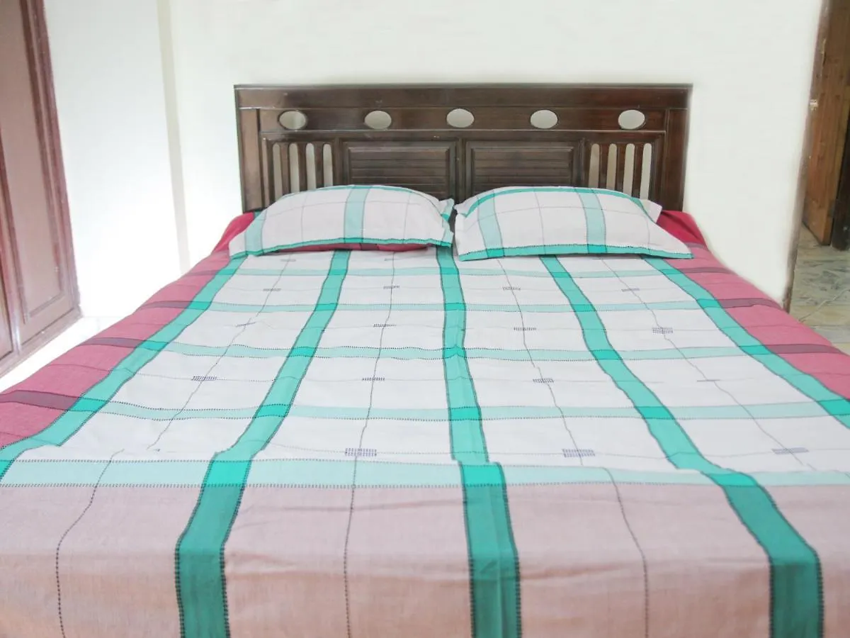 Golpata Bed & Breakfast Dhaka